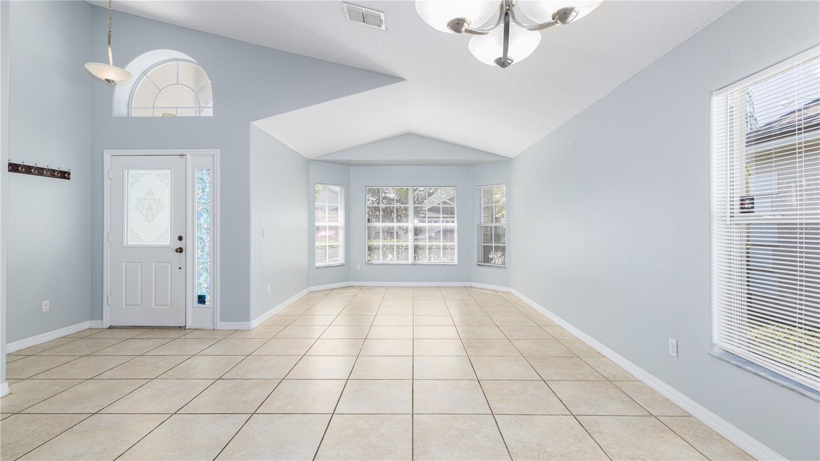 Image 3 of 19 For 9842 Doriath Circle