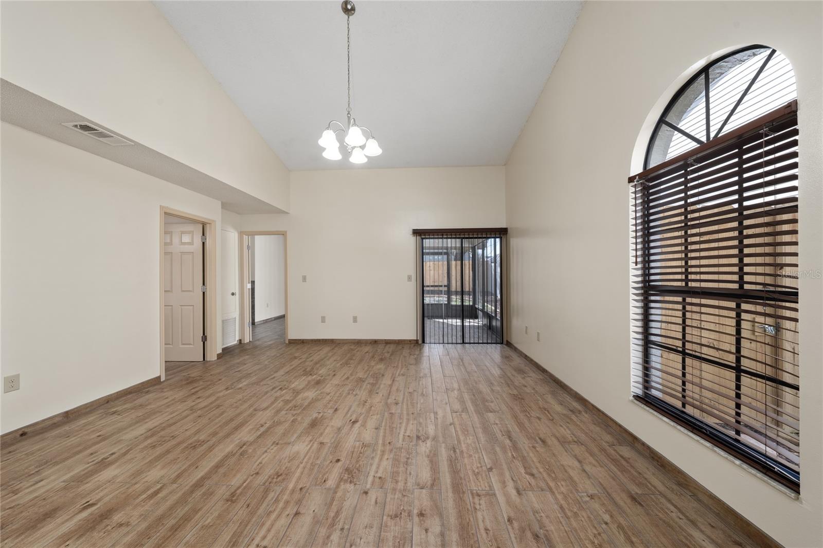 Image 11 of 35 For 1254 Indian Bluff Drive