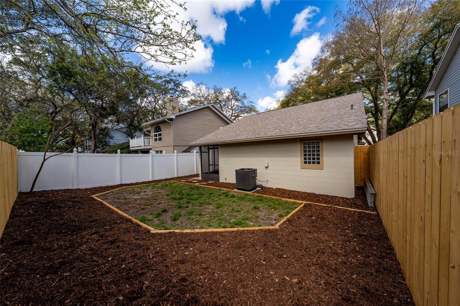 Image 32 of 35 For 1254 Indian Bluff Drive