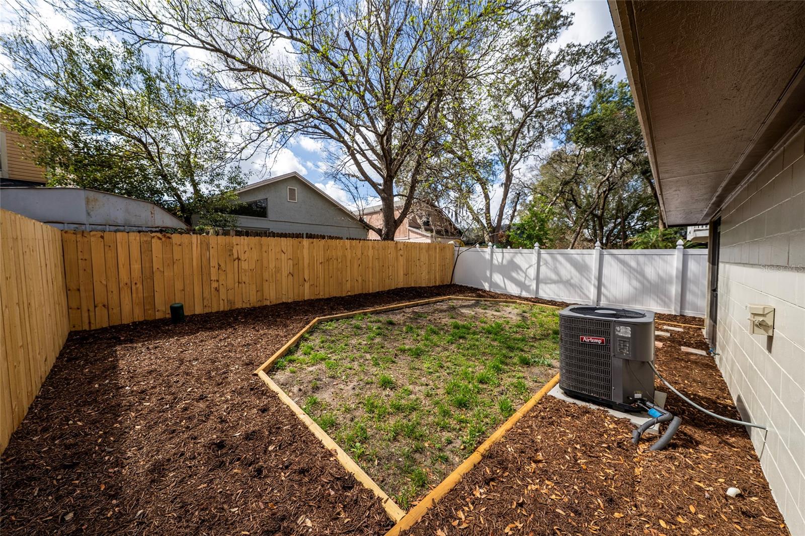 Image 33 of 35 For 1254 Indian Bluff Drive