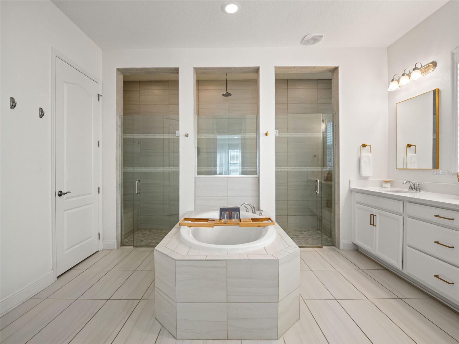 Image 26 of 46 For 12515 Bovet Avenue