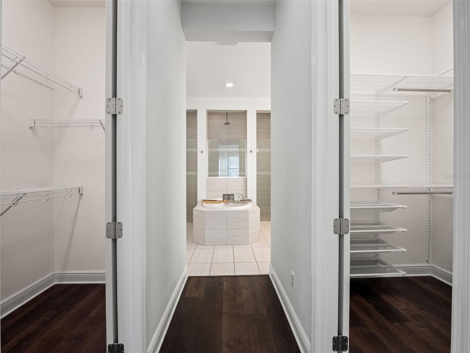 Image 29 of 46 For 12515 Bovet Avenue