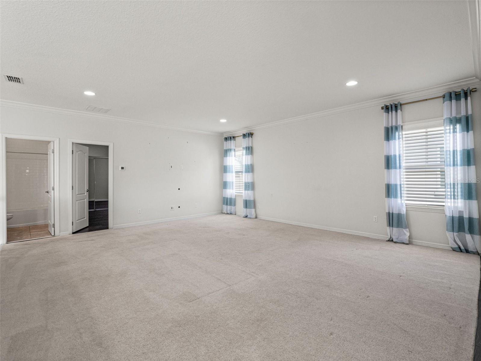 Image 33 of 46 For 12515 Bovet Avenue