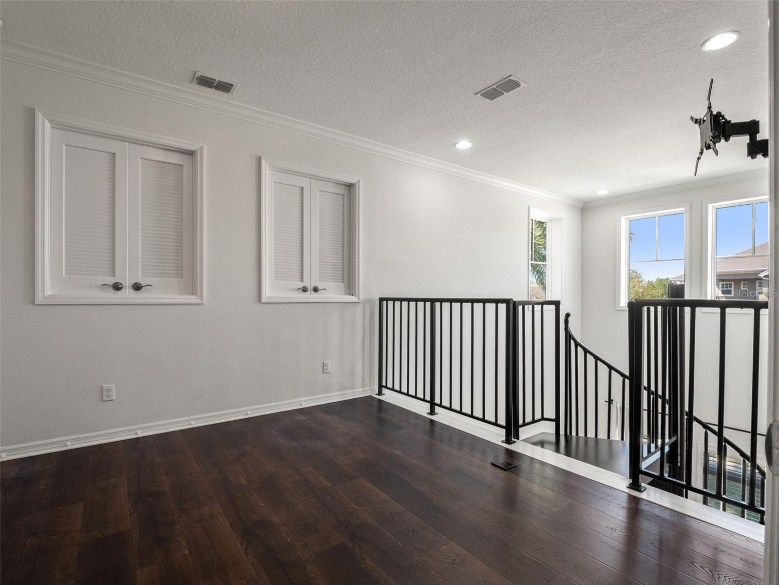 Image 42 of 46 For 12515 Bovet Avenue