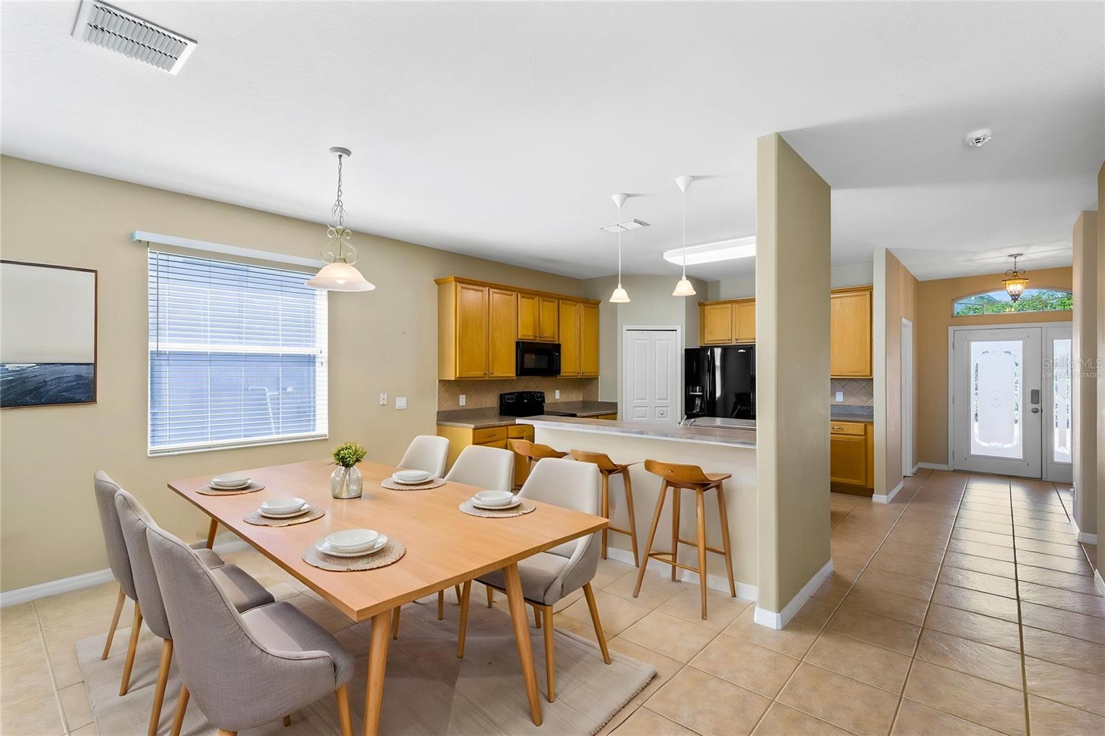 Image 11 of 51 For 6658 Lake Pembroke Place