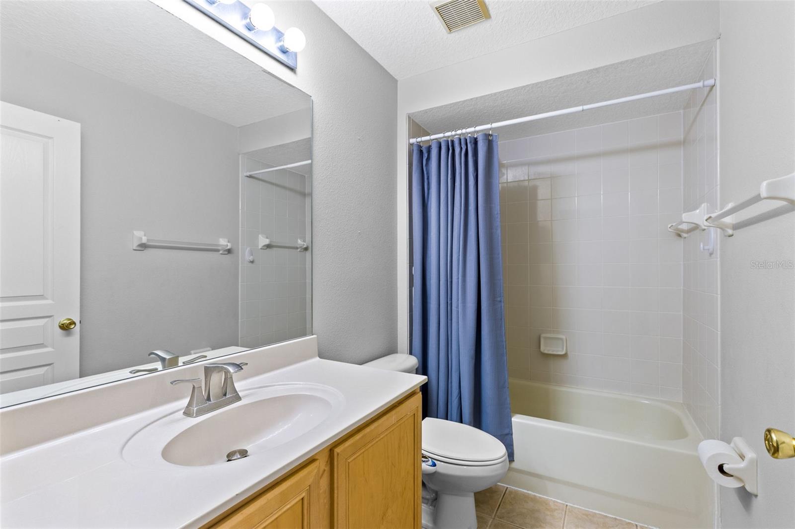 Image 37 of 51 For 6658 Lake Pembroke Place