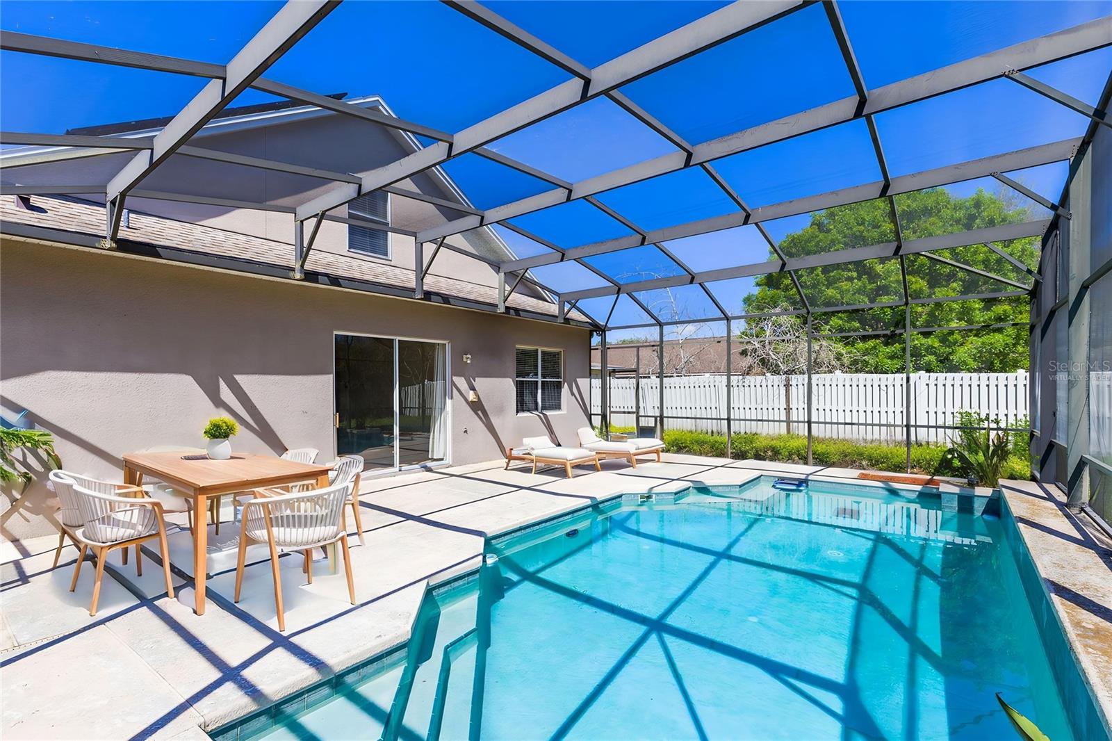 Image 46 of 51 For 6658 Lake Pembroke Place