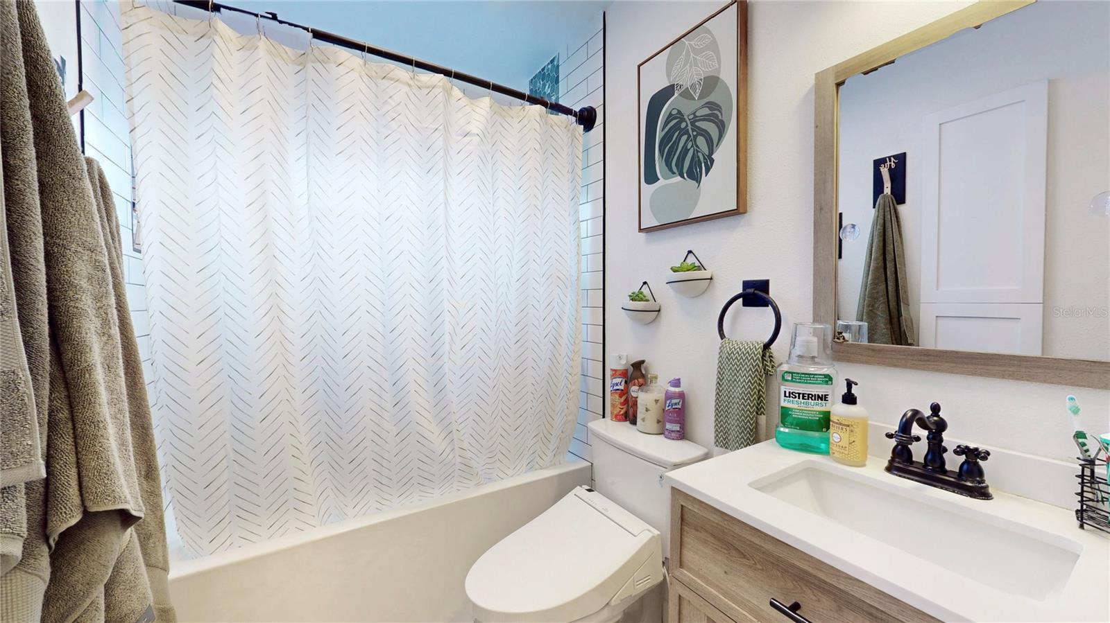 Image 23 of 42 For 3026 Touraine Avenue