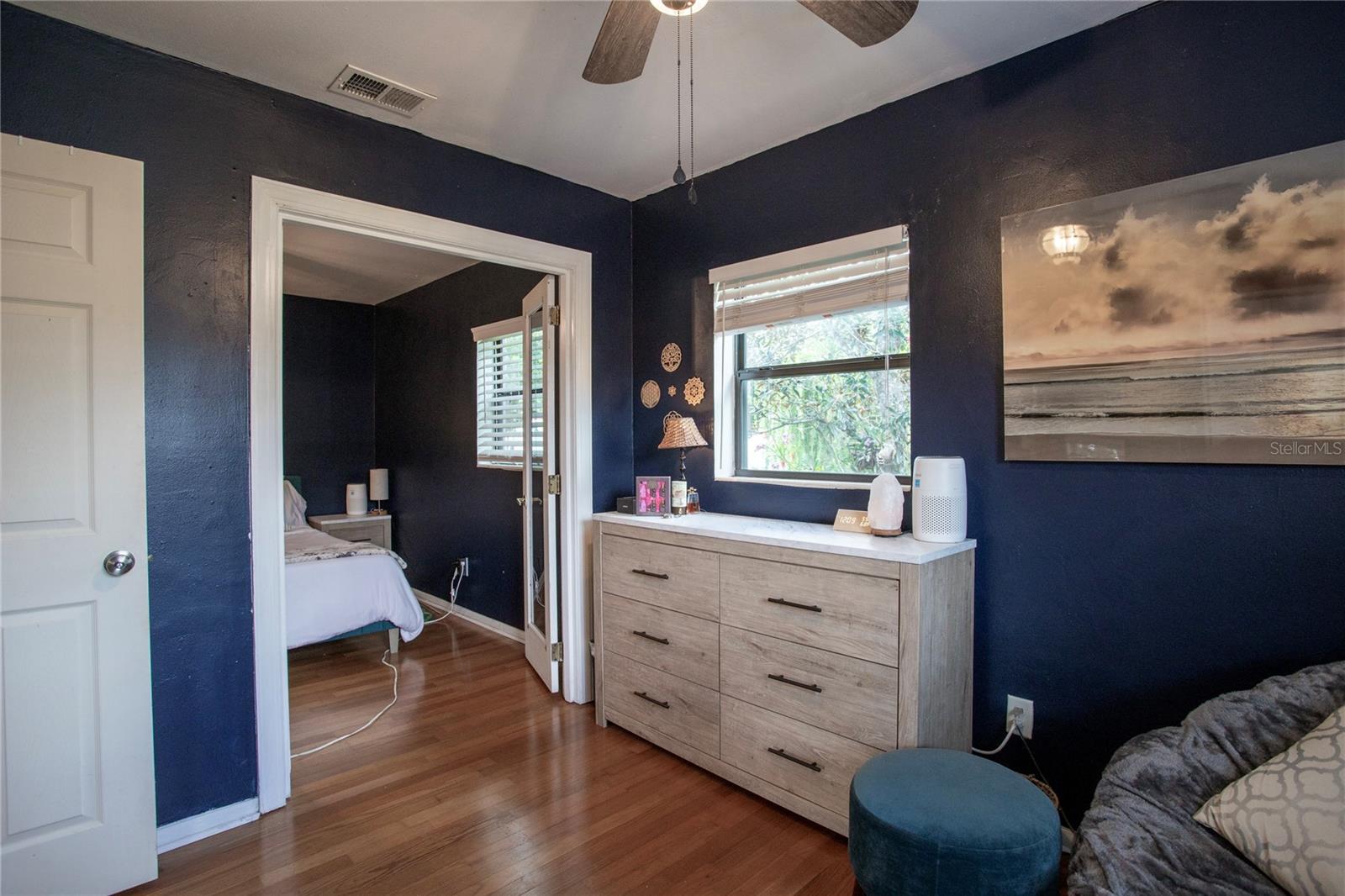 Image 26 of 42 For 3026 Touraine Avenue