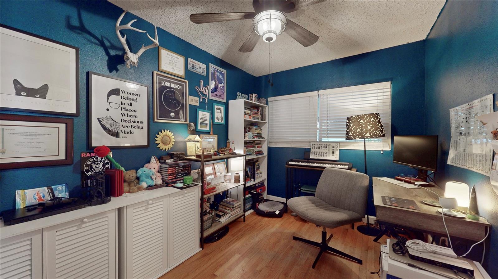 Image 27 of 42 For 3026 Touraine Avenue