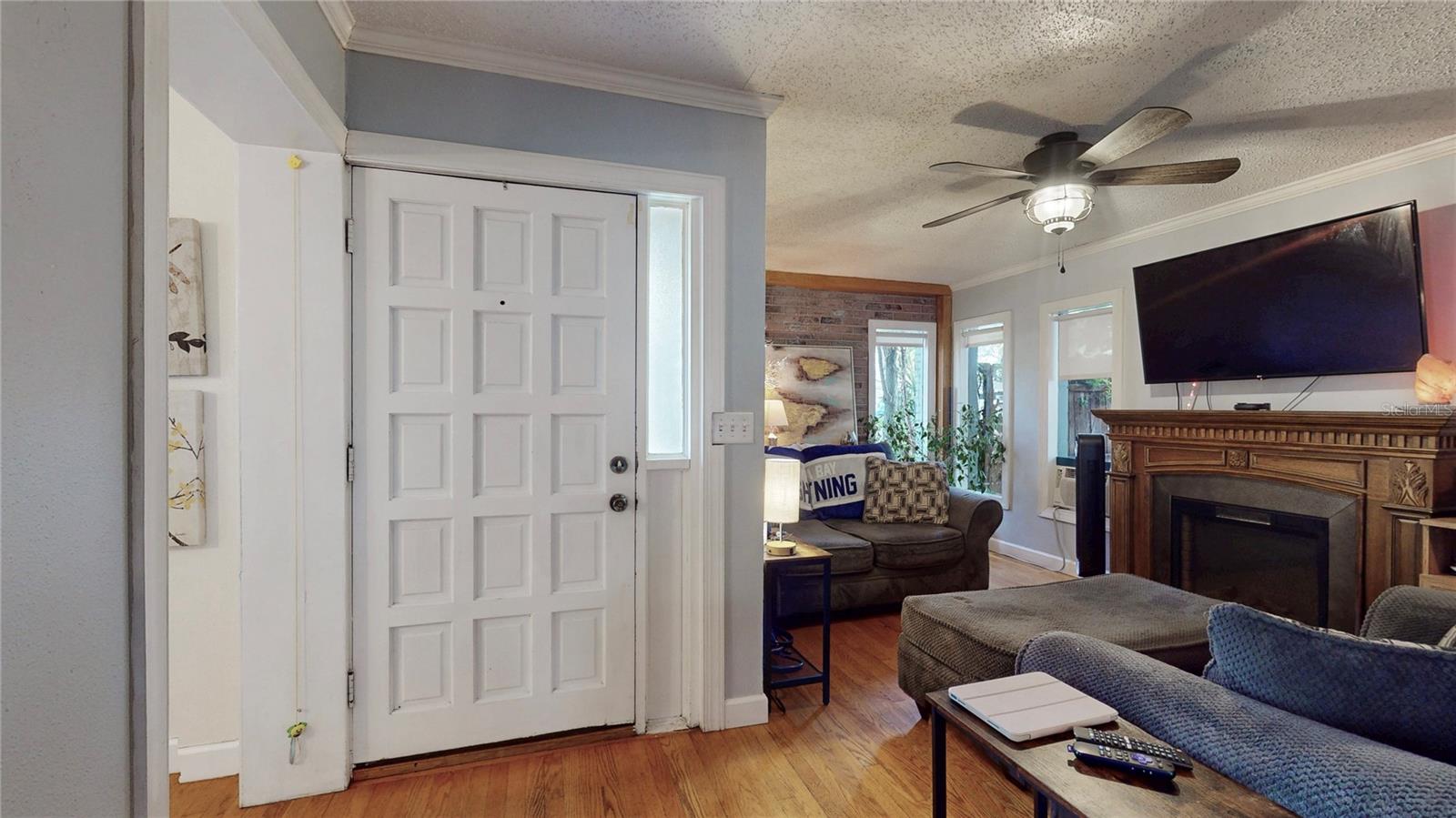 Image 5 of 42 For 3026 Touraine Avenue