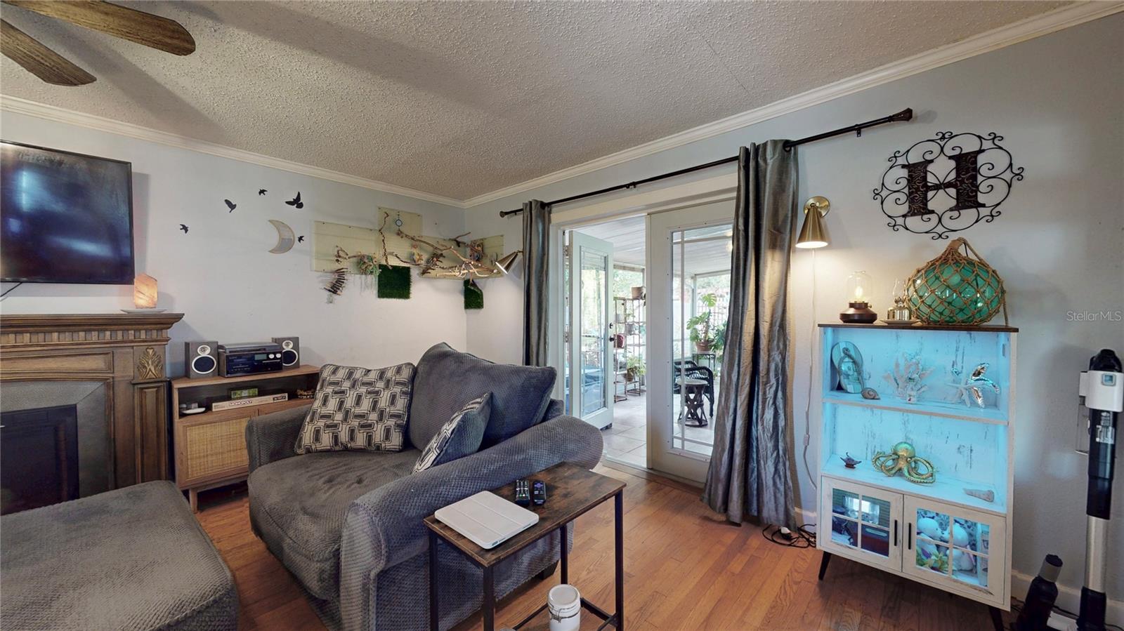 Image 6 of 42 For 3026 Touraine Avenue