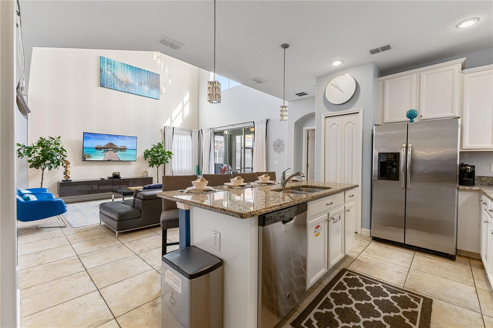 Image 20 of 56 For 9006 Majesty Palm Road