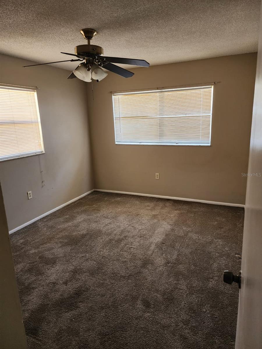 Image 4 of 9 For 420 Alabama Avenue