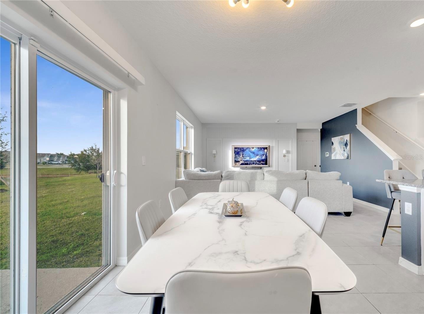 Image 18 of 36 For 417 Noble Avenue