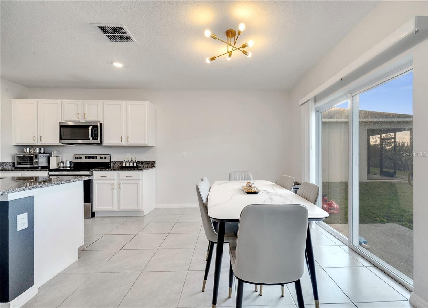 Image 19 of 36 For 417 Noble Avenue