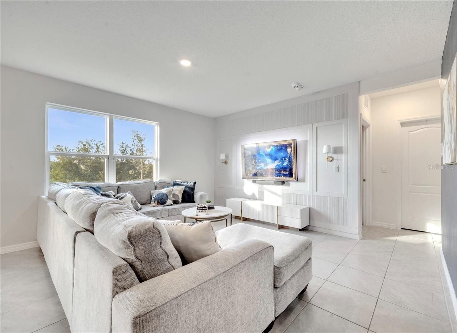 Image 20 of 36 For 417 Noble Avenue