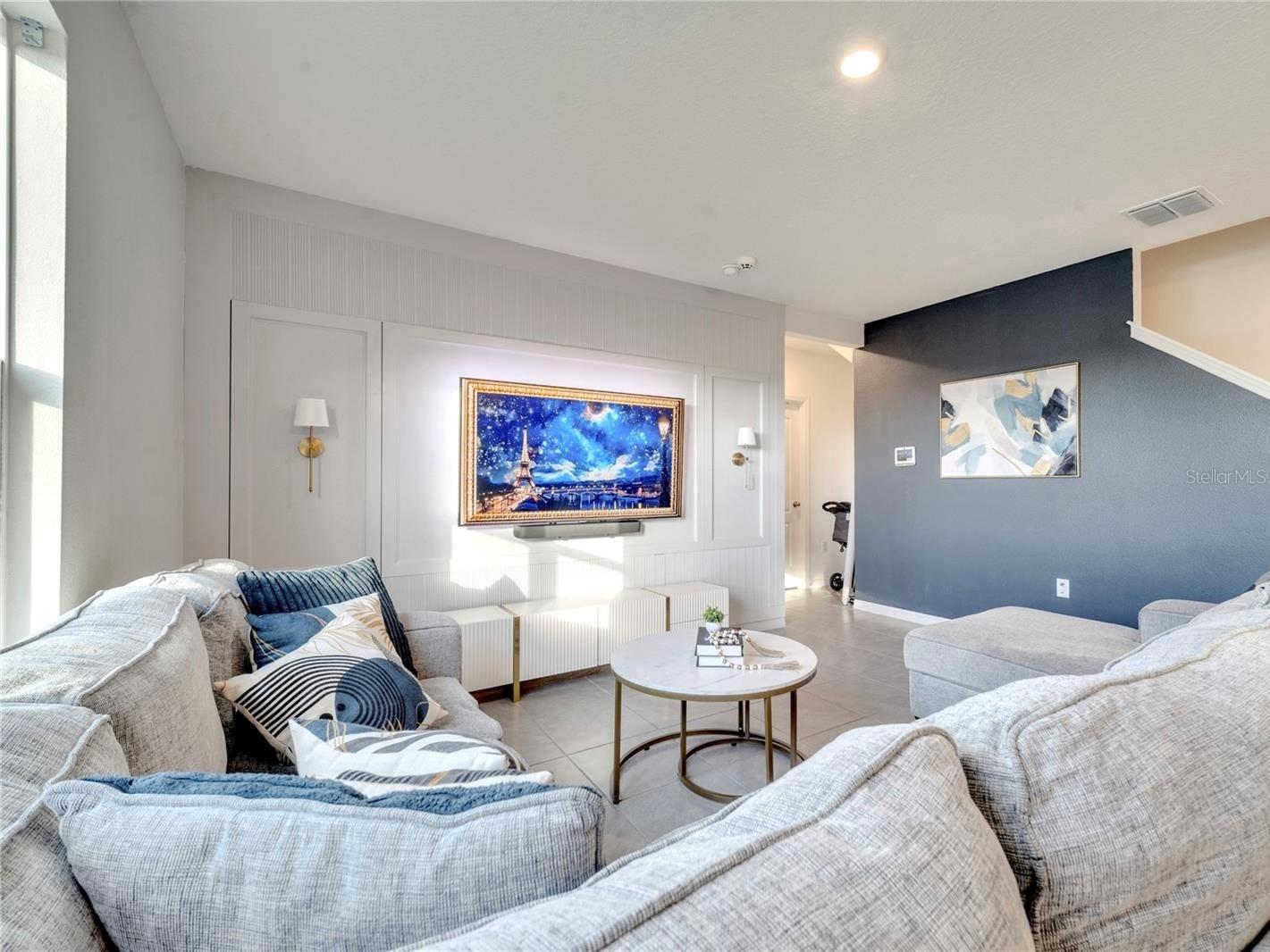 Image 22 of 36 For 417 Noble Avenue