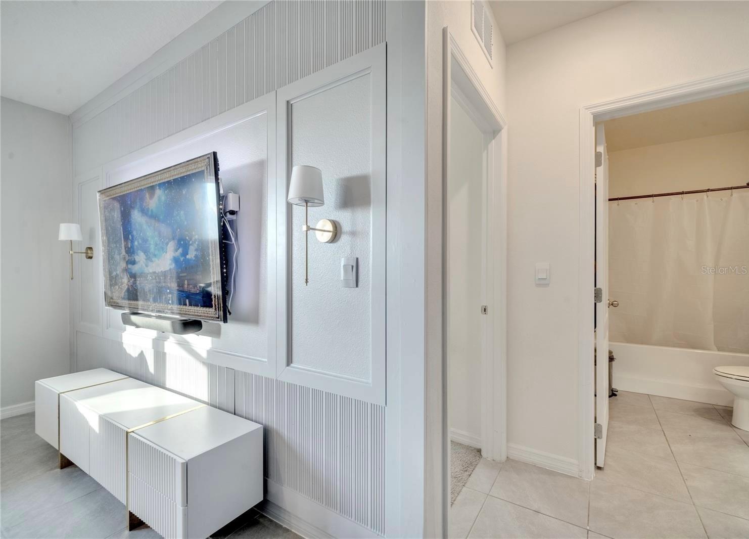 Image 24 of 36 For 417 Noble Avenue