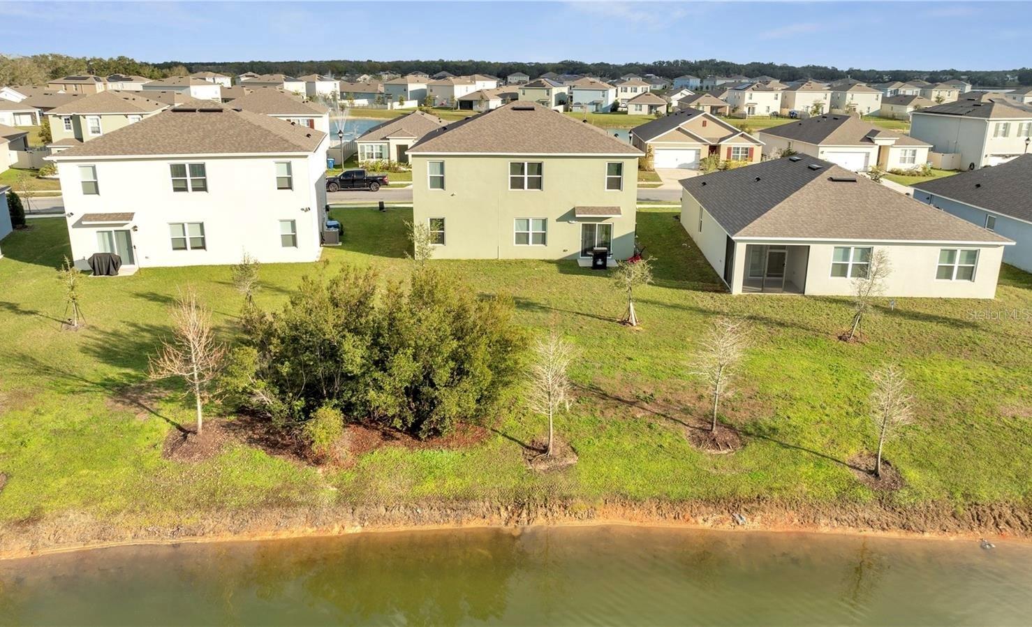 Image 3 of 36 For 417 Noble Avenue