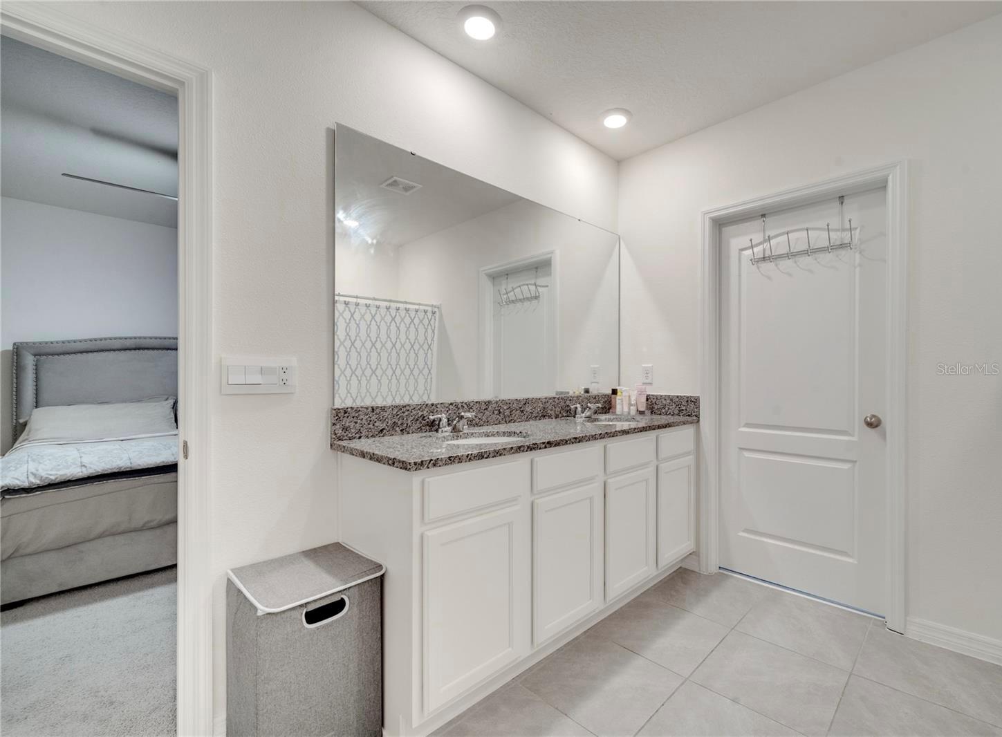 Image 30 of 36 For 417 Noble Avenue