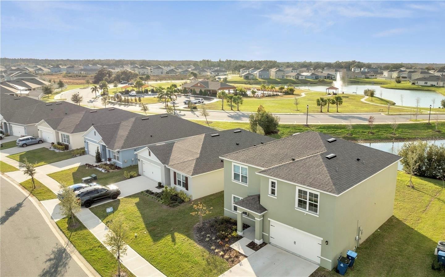 Image 4 of 36 For 417 Noble Avenue