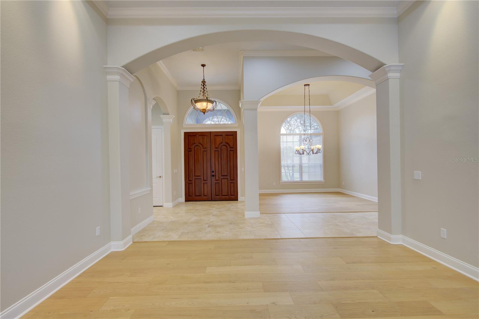 Image 10 of 68 For 916 Mills Estate Place