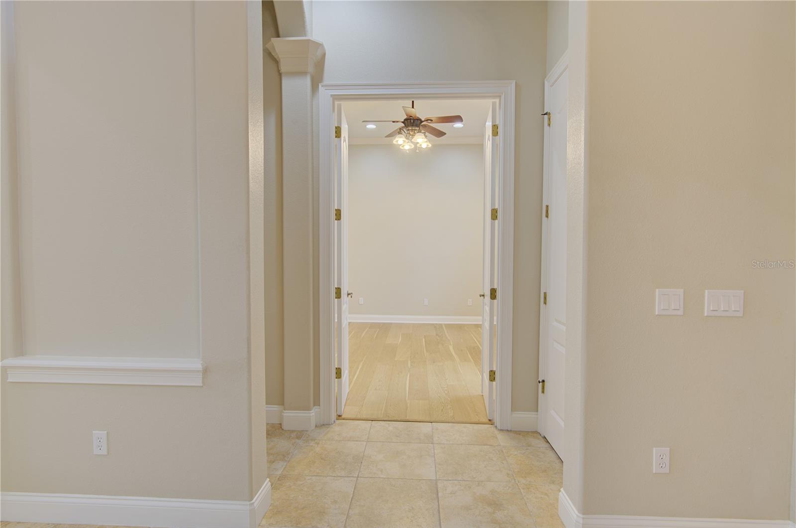 Image 28 of 68 For 916 Mills Estate Place