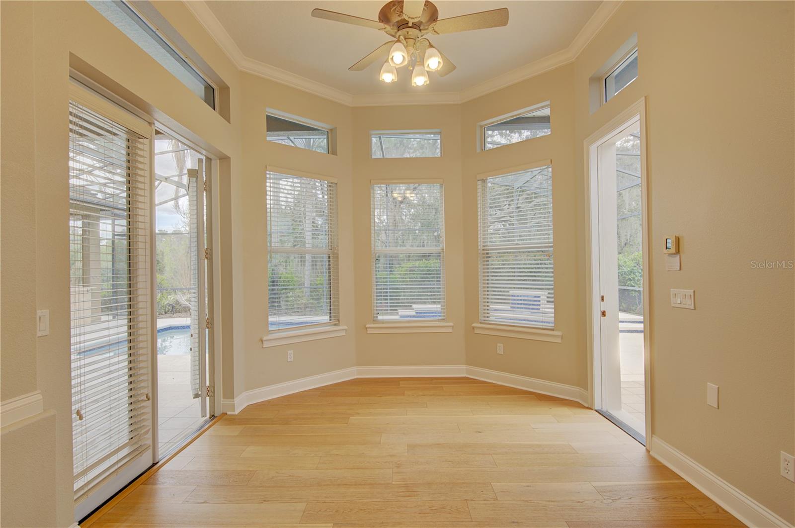 Image 32 of 68 For 916 Mills Estate Place