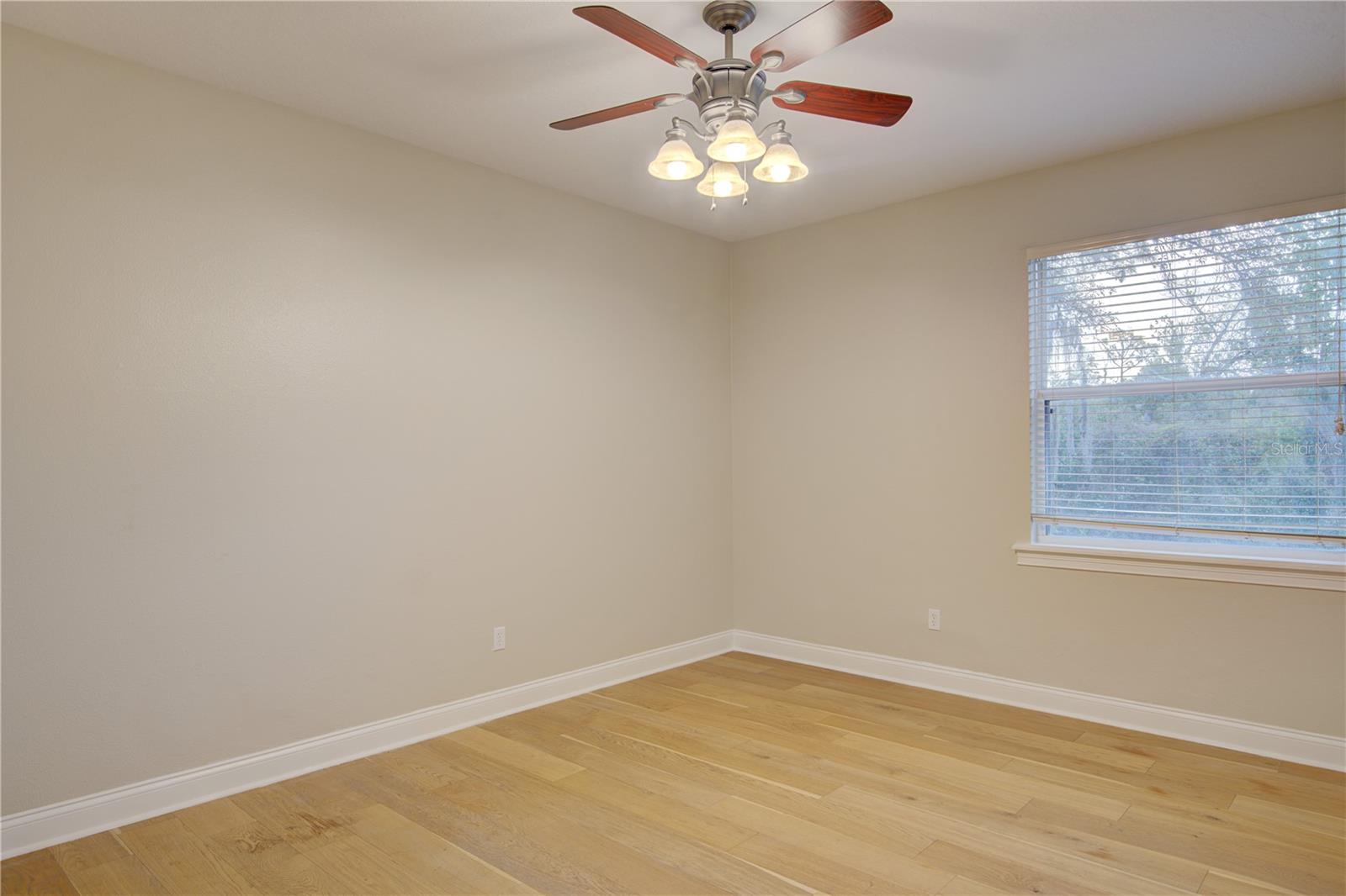 Image 41 of 68 For 916 Mills Estate Place