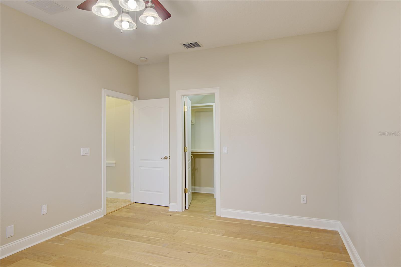 Image 42 of 68 For 916 Mills Estate Place