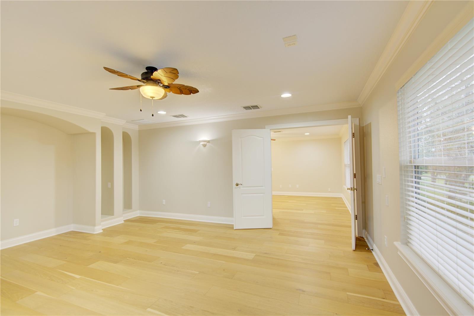 Image 48 of 68 For 916 Mills Estate Place