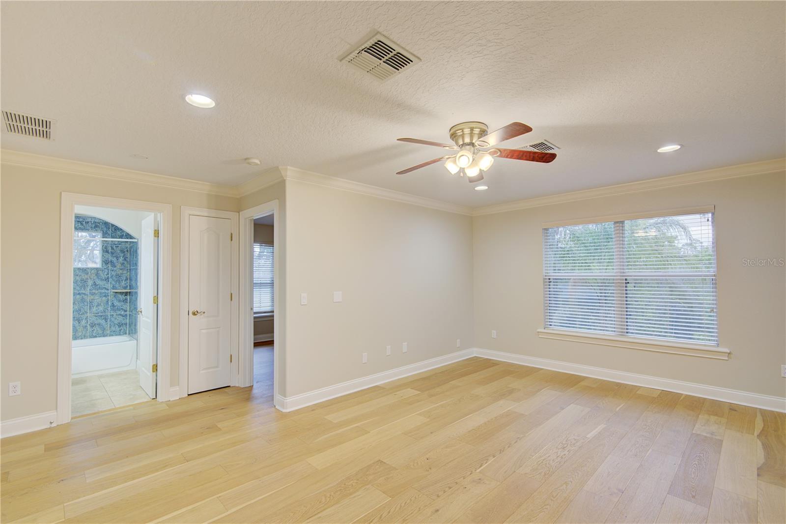 Image 49 of 68 For 916 Mills Estate Place