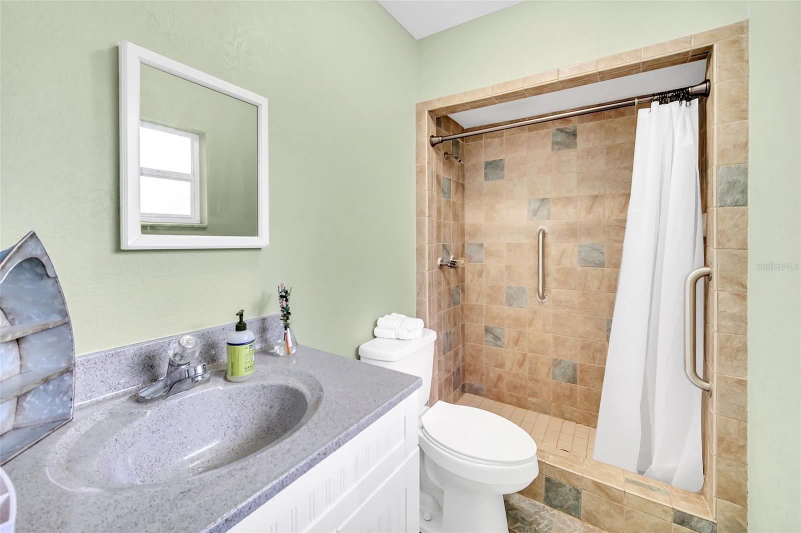 Image 13 of 18 For 5 Ocale Way 