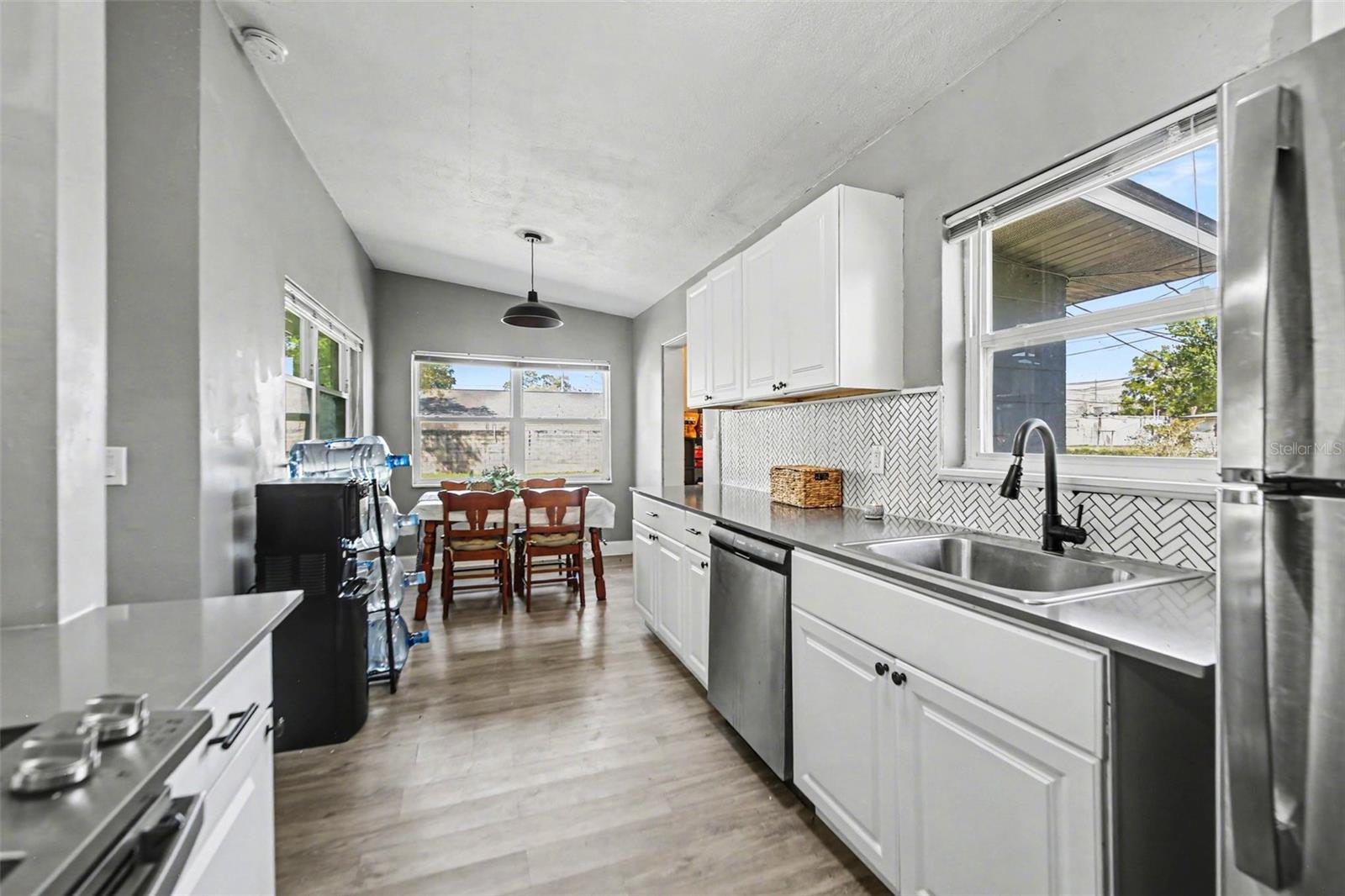 Image 10 of 16 For 2707 Greenleaf Drive