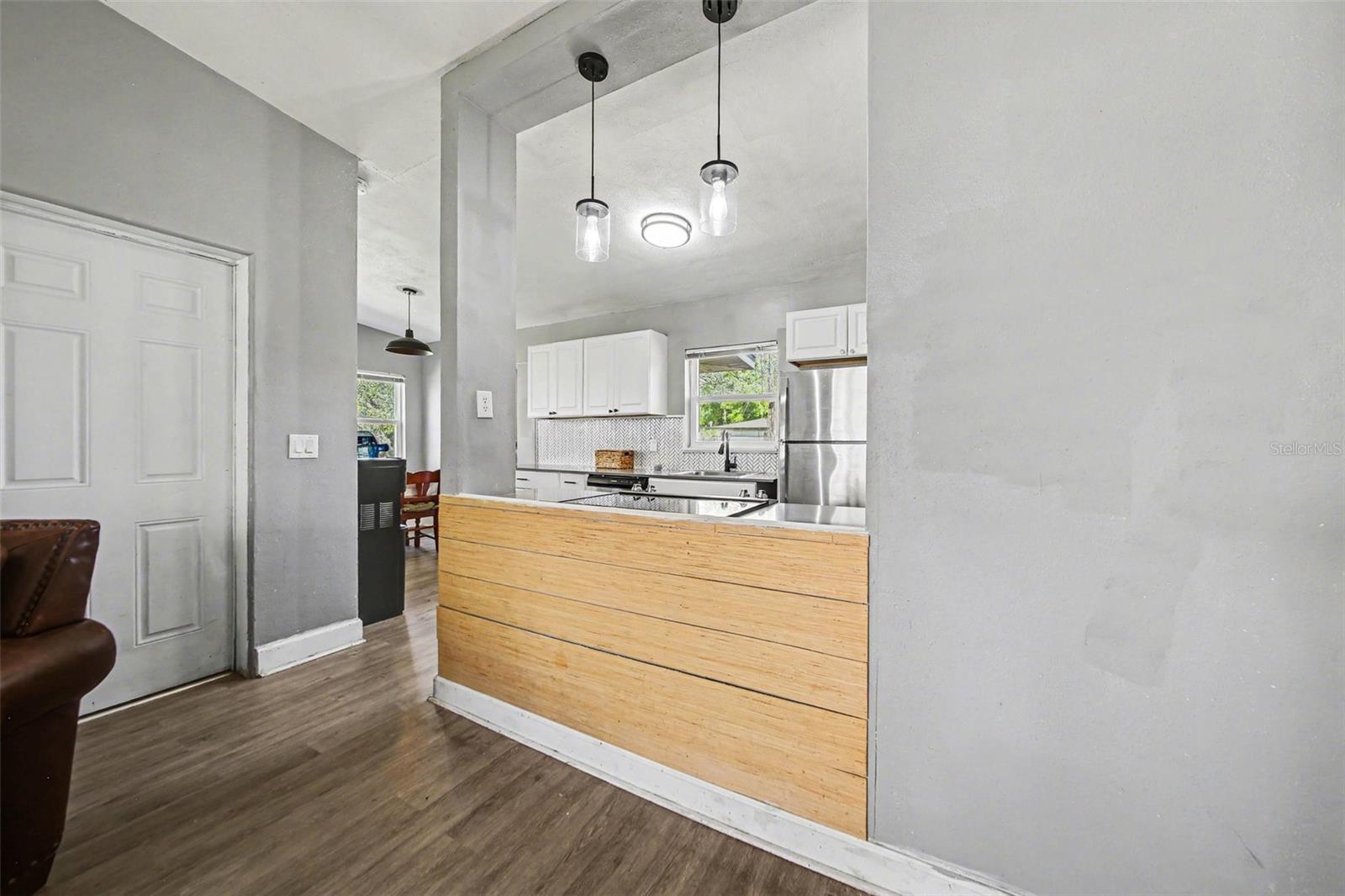 Image 3 of 16 For 2707 Greenleaf Drive