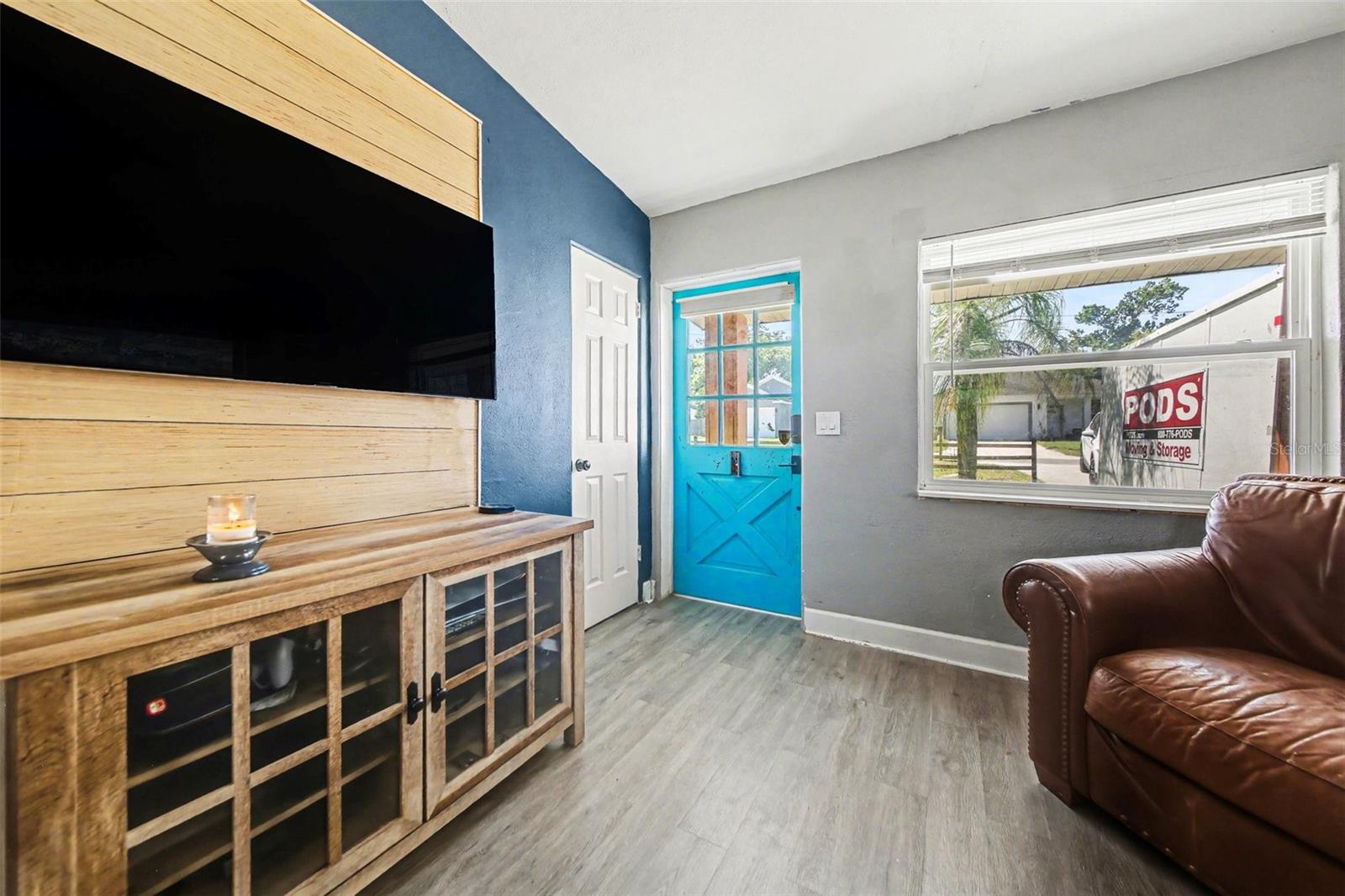 Image 4 of 16 For 2707 Greenleaf Drive