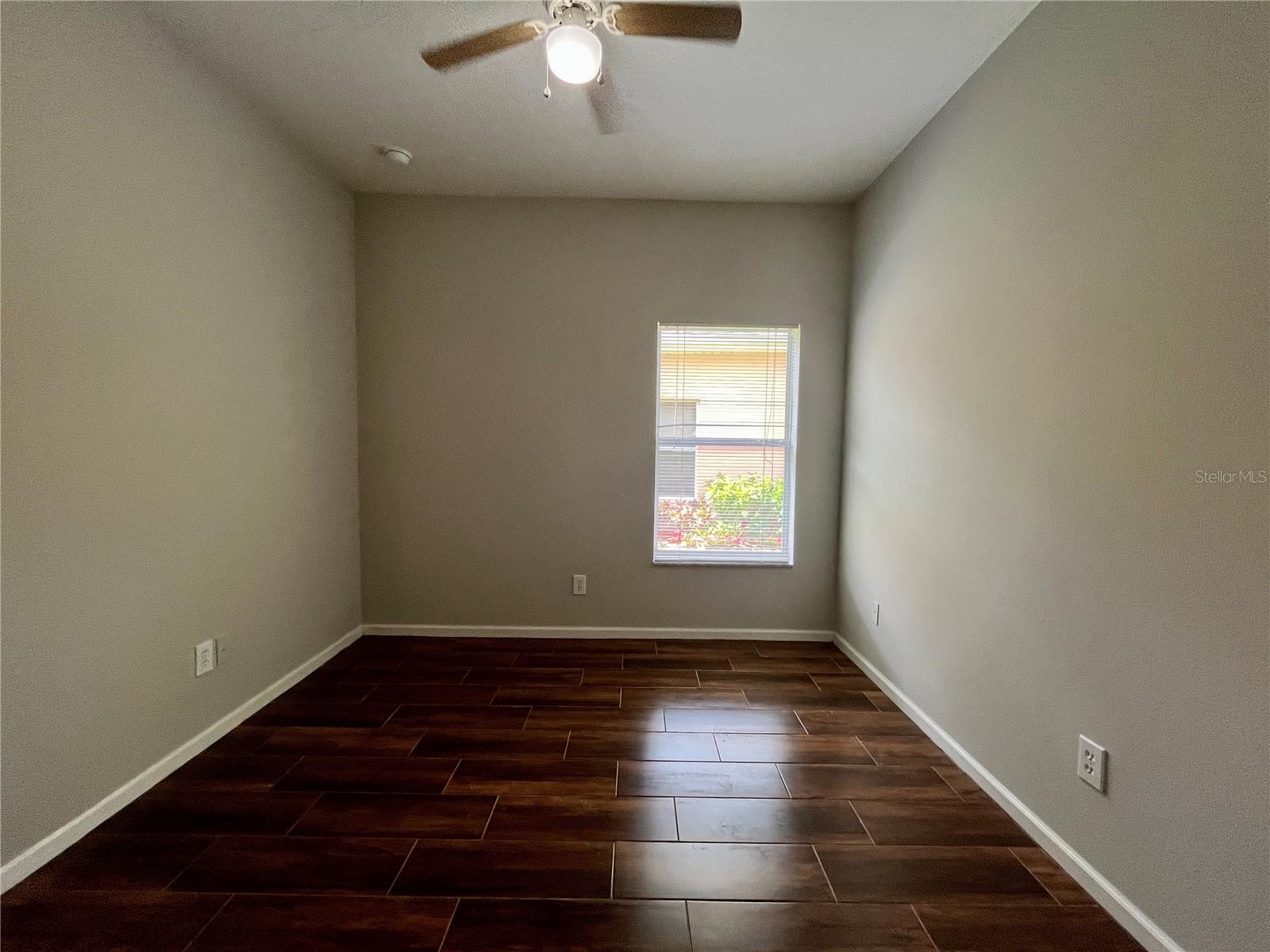 Image 15 of 19 For 342 Fern Lake Drive