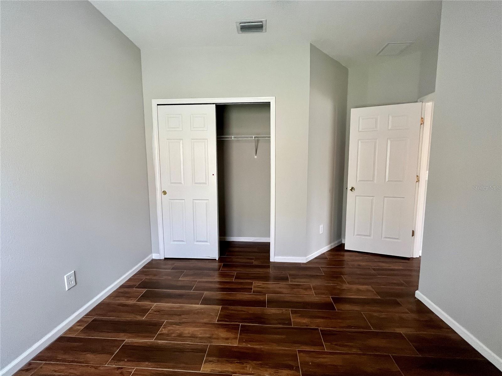 Image 16 of 19 For 342 Fern Lake Drive