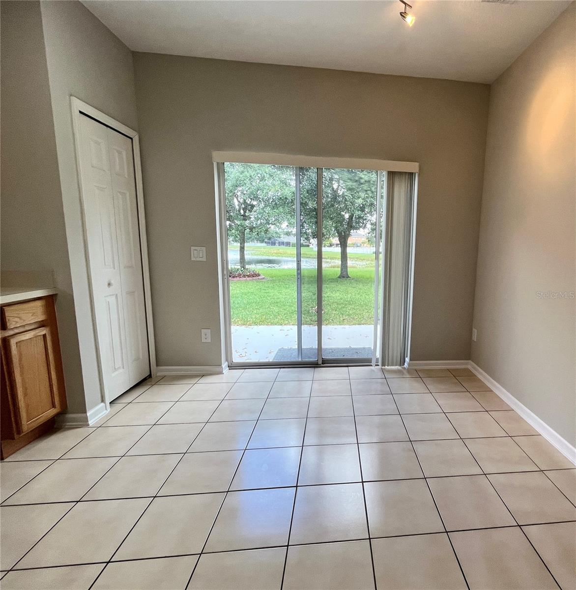 Image 7 of 19 For 342 Fern Lake Drive