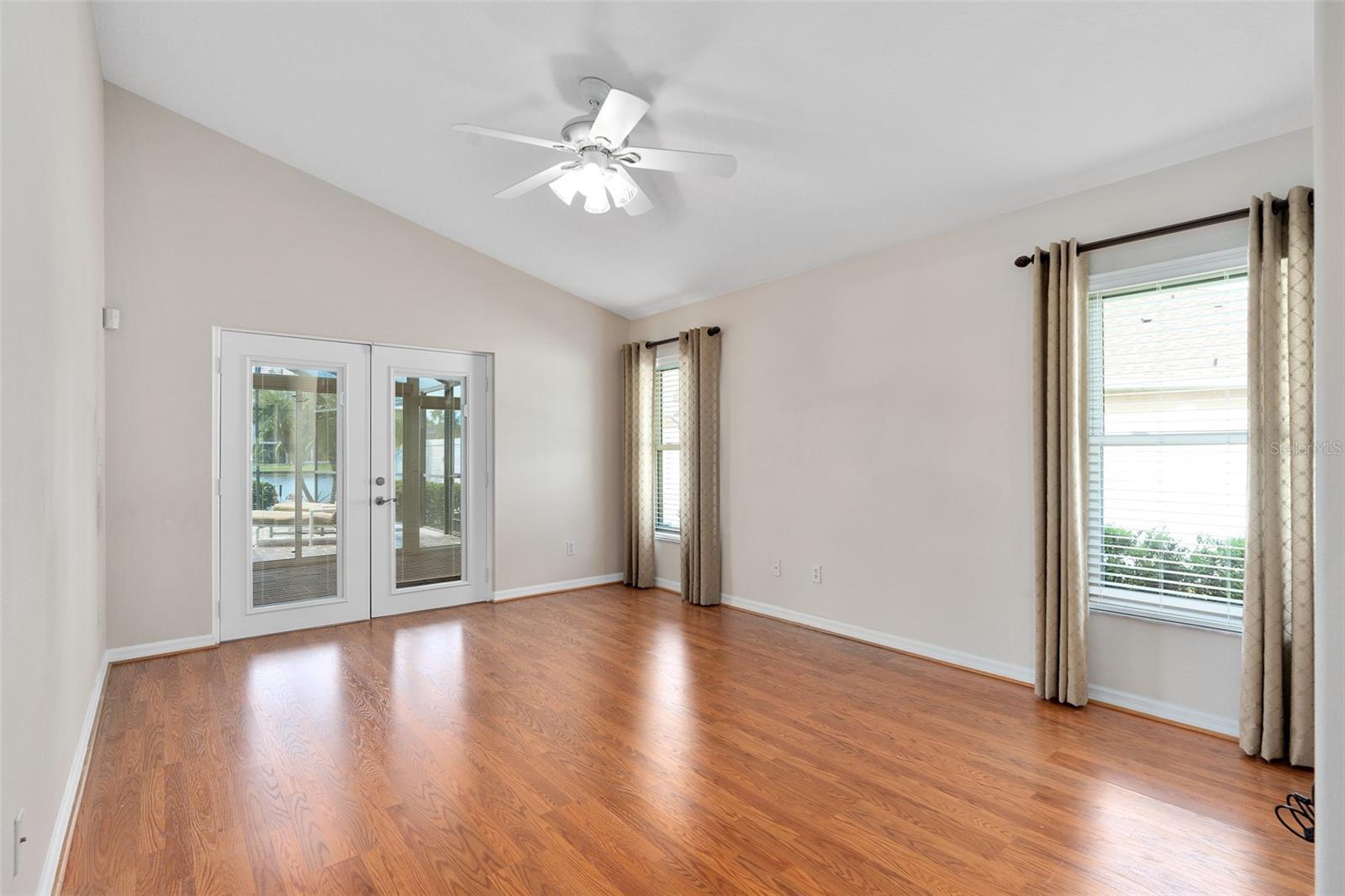 Image 6 of 16 For 614 Canary Island Court