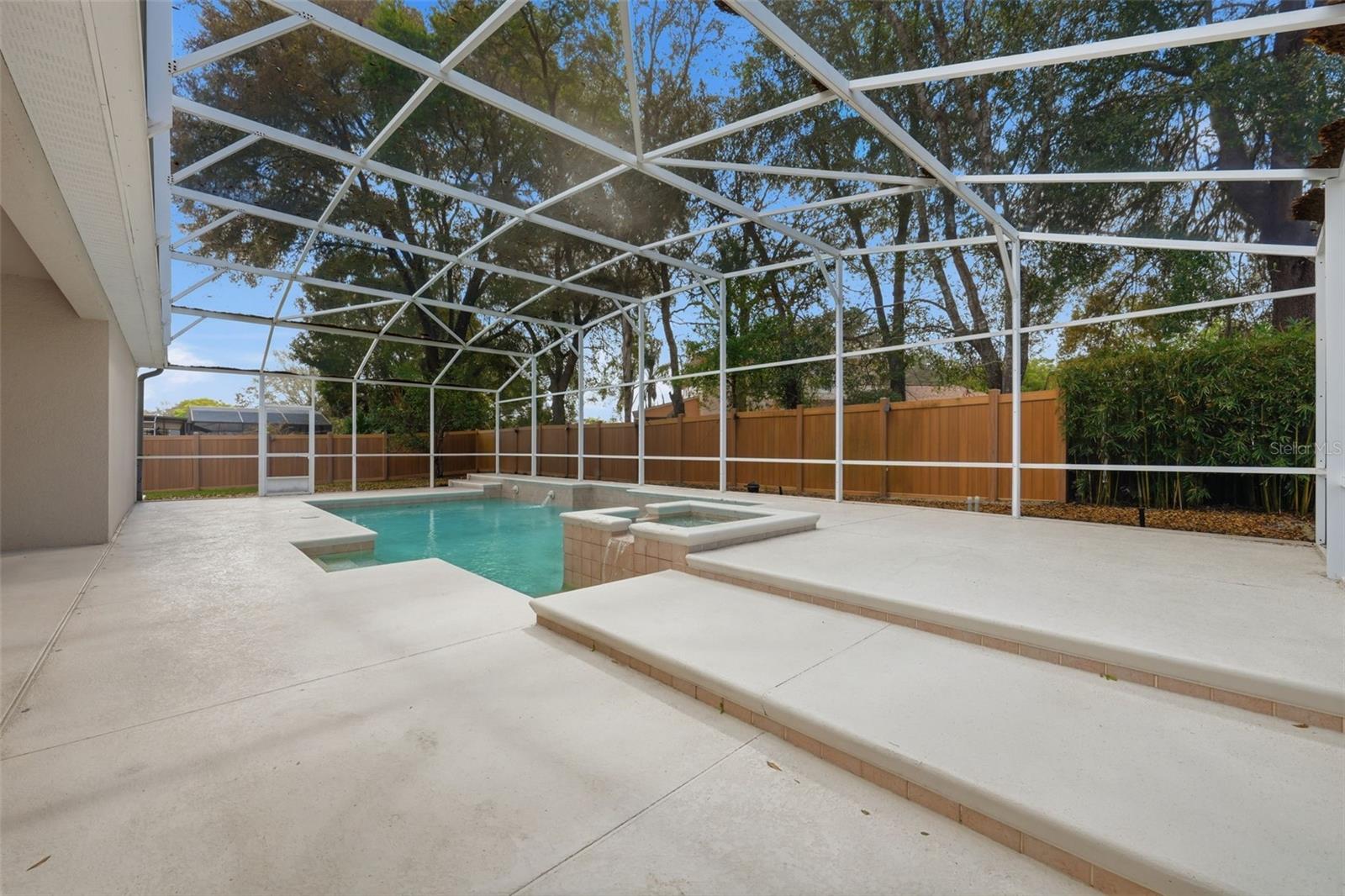 Image 38 of 52 For 1766 Sweetwater West Circle