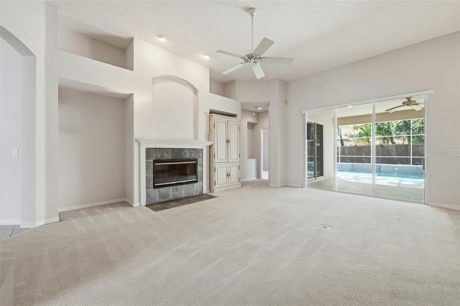 Image 5 of 52 For 1766 Sweetwater West Circle