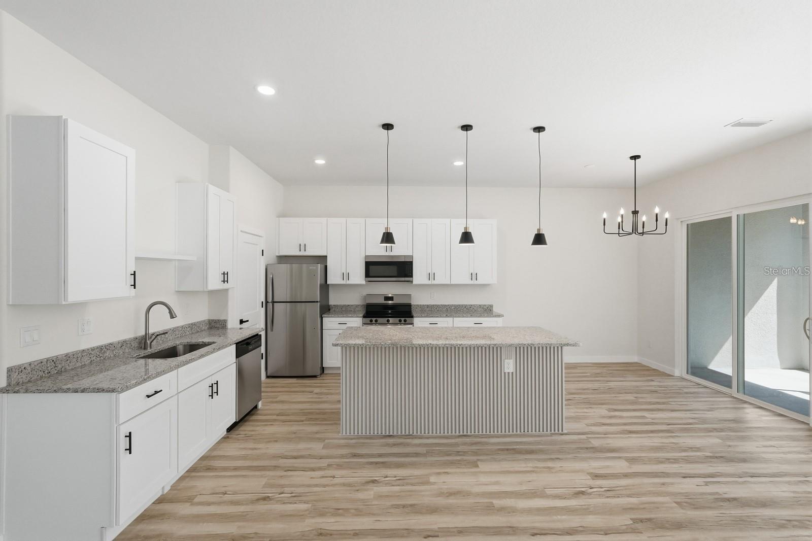 Image 22 of 38 For 1 Fanshawe Lane 1a