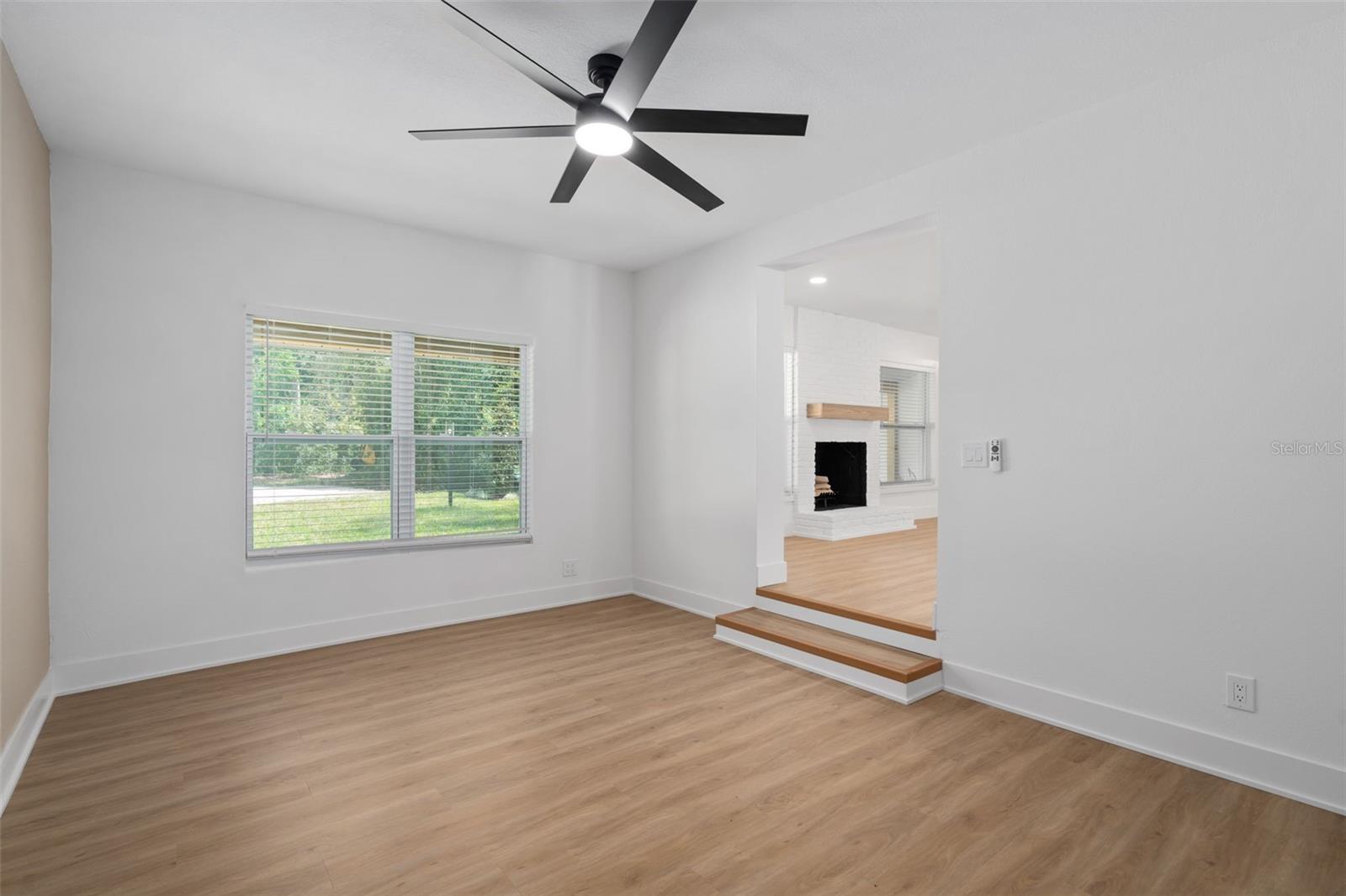 Image 28 of 51 For 106 Oakwood Drive