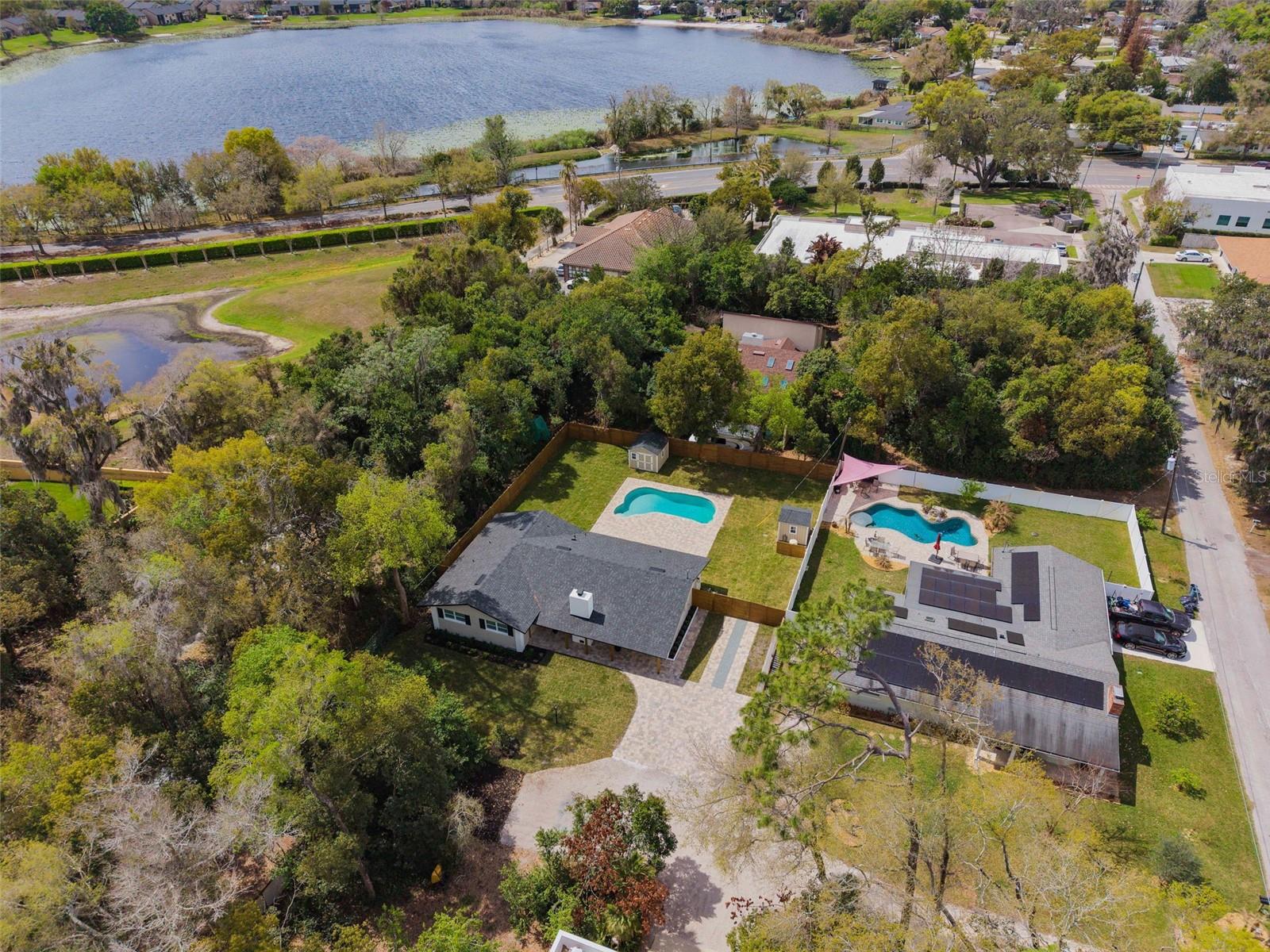 Image 44 of 51 For 106 Oakwood Drive