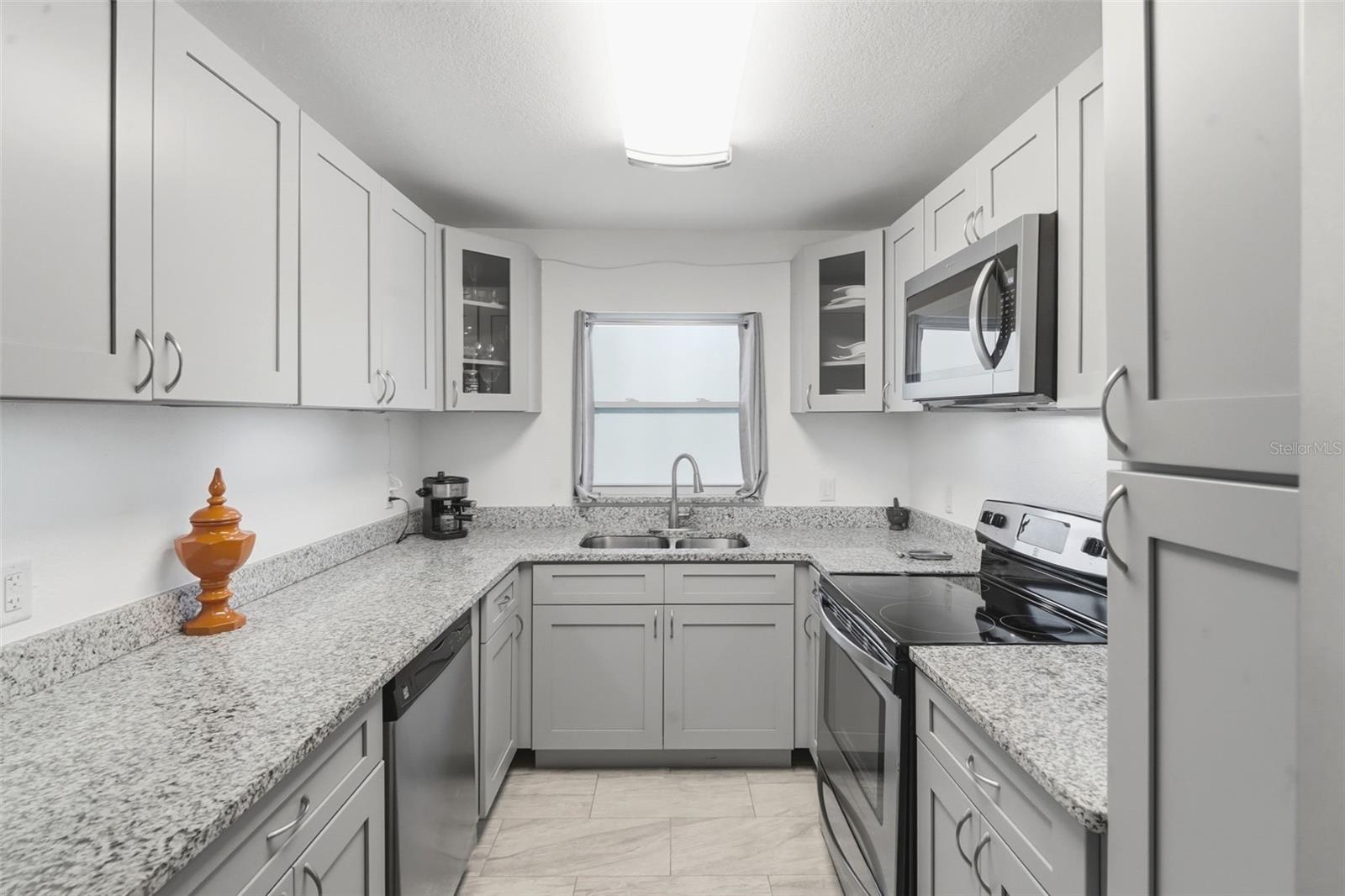 Image 8 of 37 For 3415 Cherry Lane