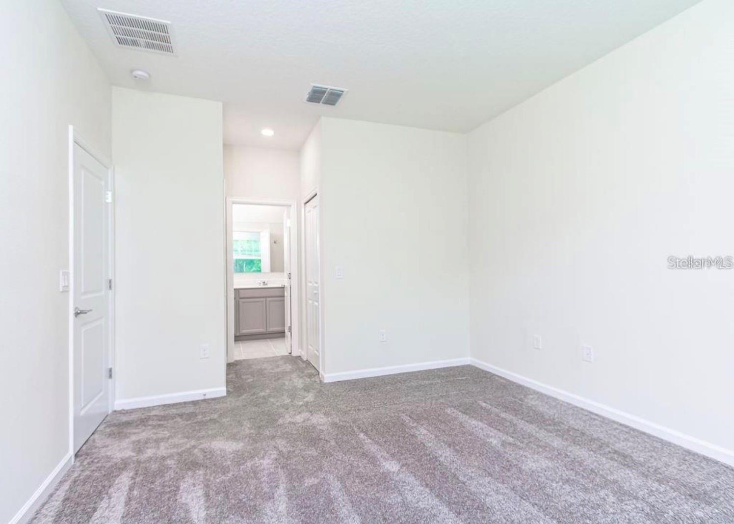 Image 17 of 43 For 16451 Glassy Loch Loop