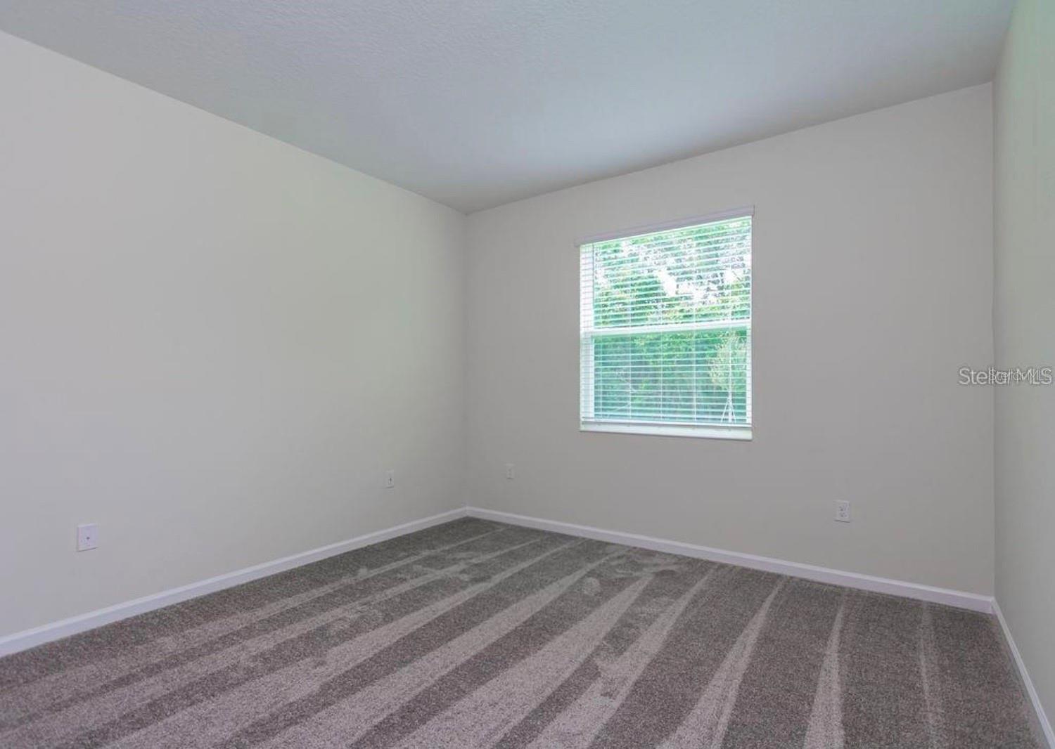 Image 18 of 43 For 16451 Glassy Loch Loop