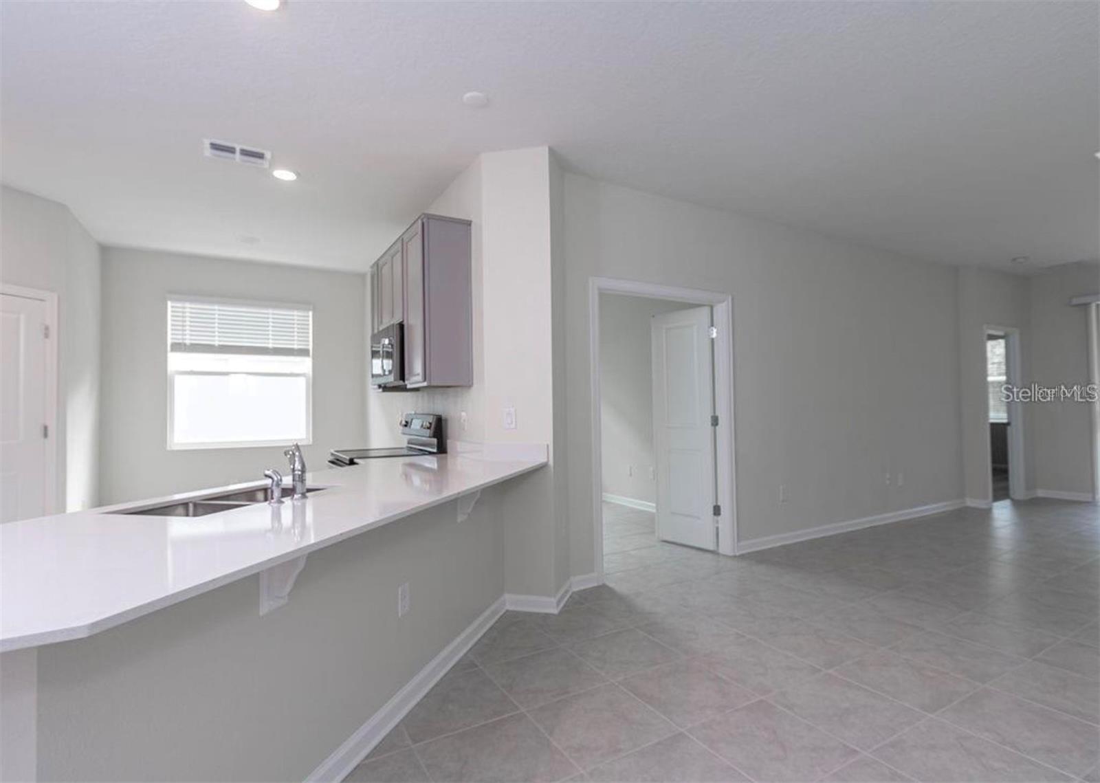 Image 9 of 43 For 16451 Glassy Loch Loop